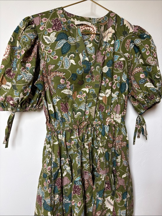Ulla Johnson Dresses & Skirts - Ulla Johnson Adriana Dress in Lichen Floral Puff-Sleeve Midi Dress